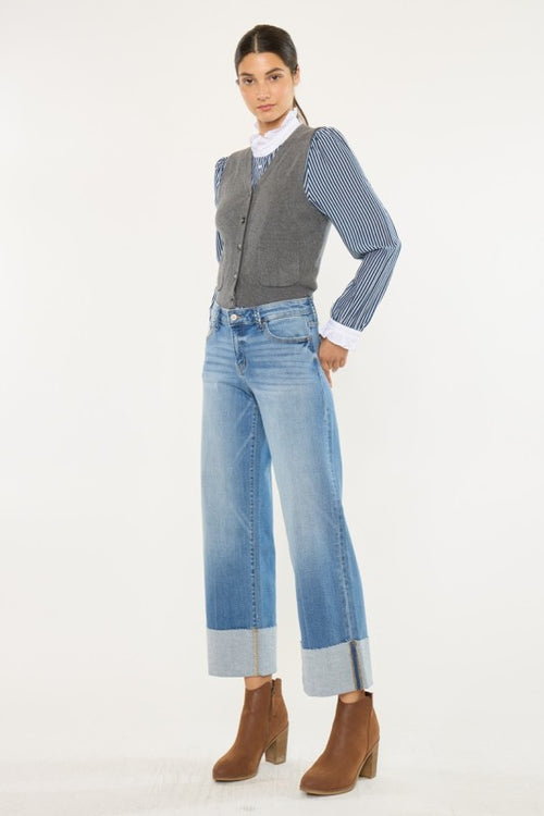 Mid Rise Wide Leg Cropped Jean